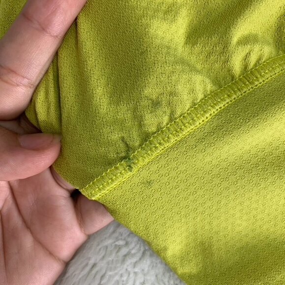 Lululemon Women's Green No Limits Tank Top Size 4 - Picture 12 of 12